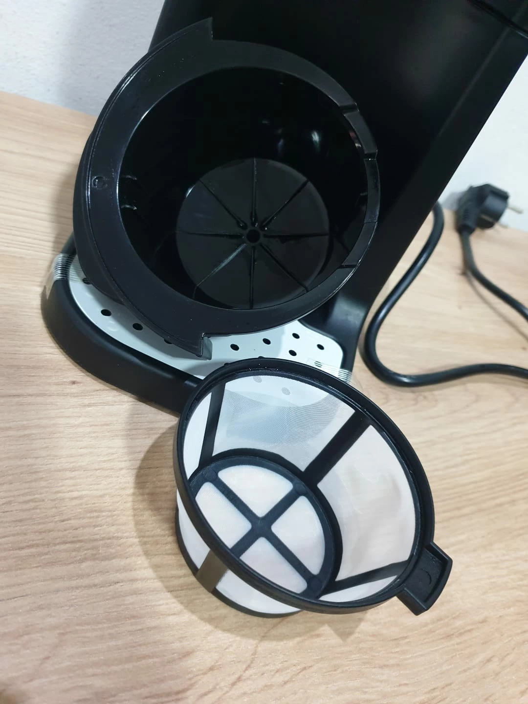 eekspres-przelewowy-kawa-expresscoffee-cm-118a-1-360-ml-z-kubkiem-komplet-model-cm-118a-1