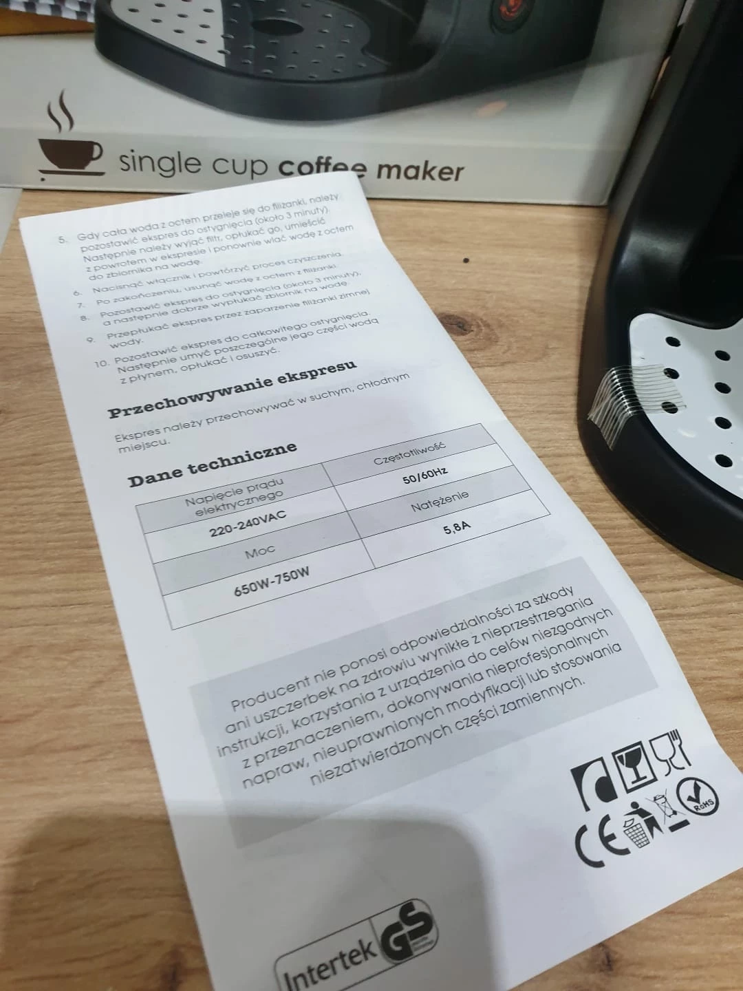 eekspres-przelewowy-kawa-expresscoffee-cm-118a-1-360-ml-z-kubkiem-komplet-kolor-dominujacy-129357-3