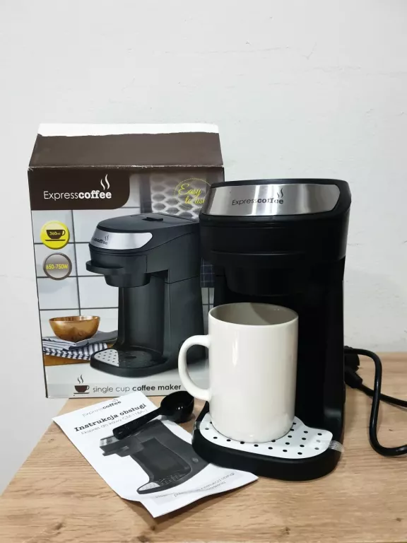 eekspres-przelewowy-kawa-expresscoffee-cm-118a-1-360-ml-z-kubkiem-komplet-ean-gtin-7640139999931