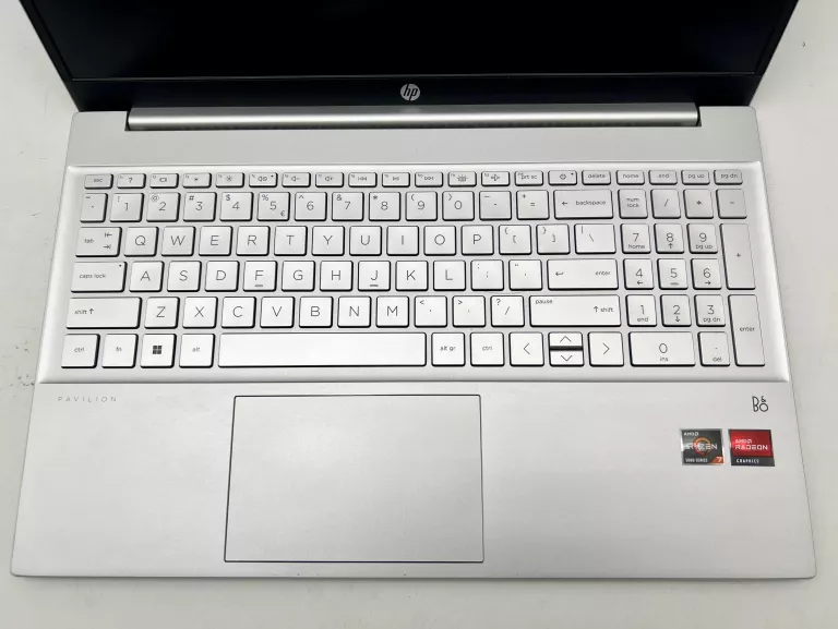 LAPTOP HP PAVILION 15-EH1318NW AMD RYZEN 7 5700U SSD 512GB 16GB RAM W11