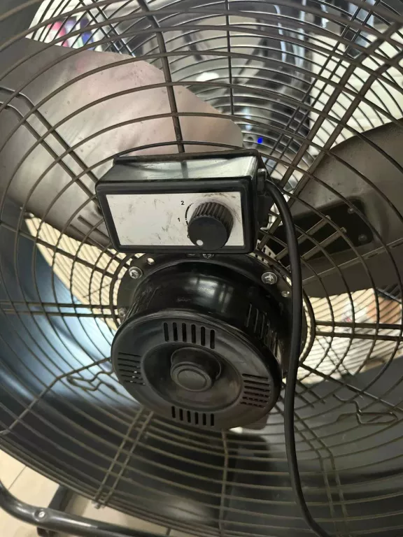 wentylator-podlogowy-60-cm-330-w-czarny-equation-stan-11323-2