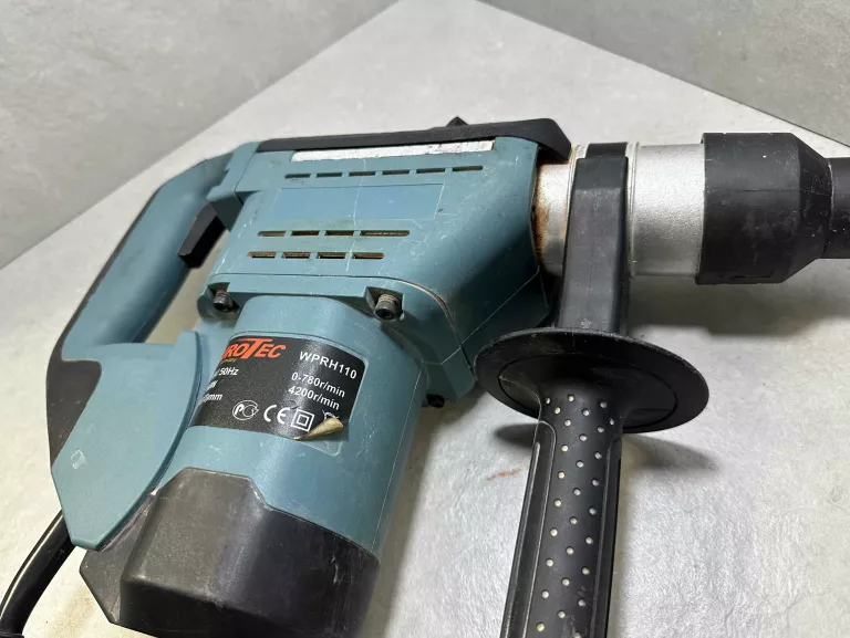 MŁOT UDAROWY EUROTEC WPRH110 /WALIZKA
