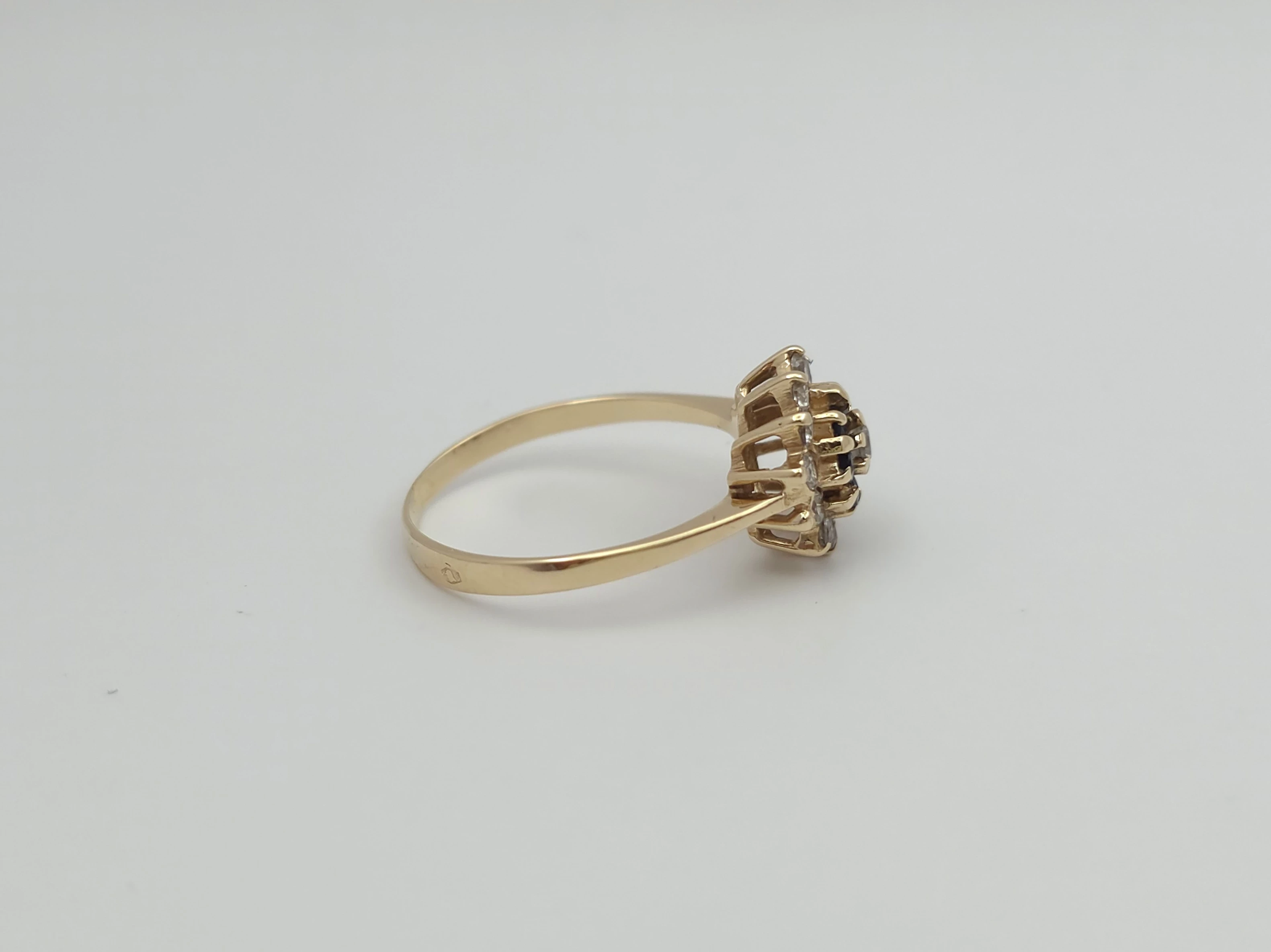 zloty-pierscionek-585-14k-r13-207g-rozmiarsrednica-wew-mm-372-13