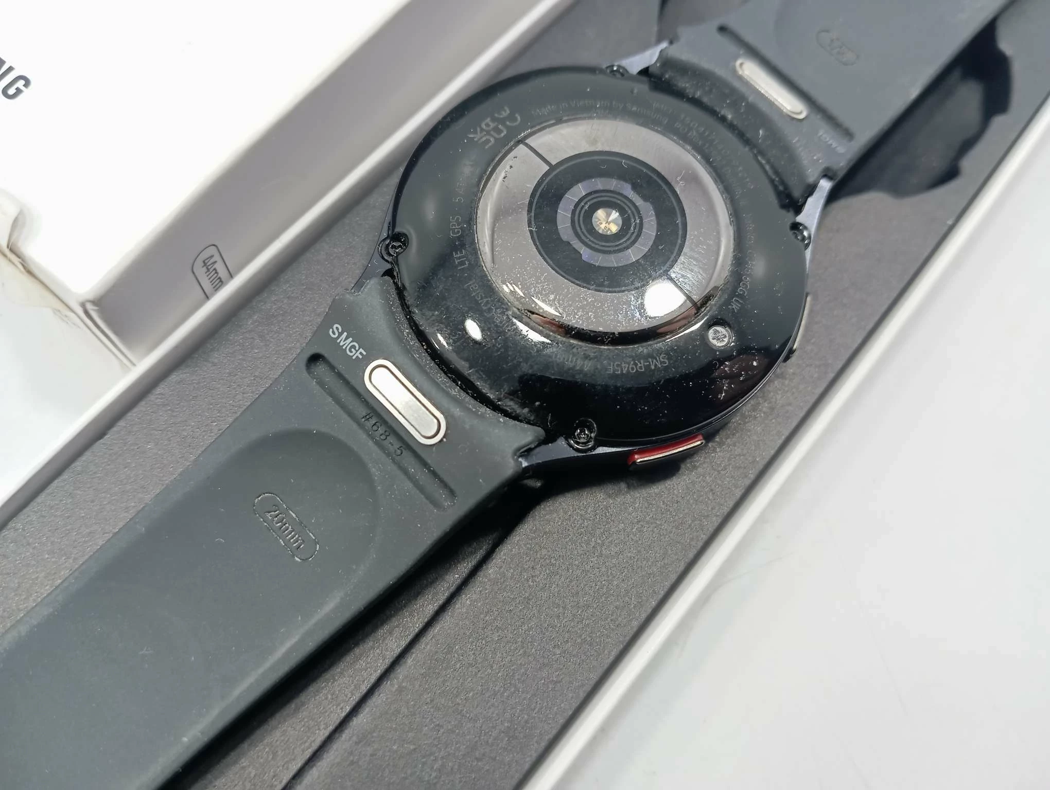 samsung-galaxy-watch-6-sm-r940-44mm-stan-11323-2