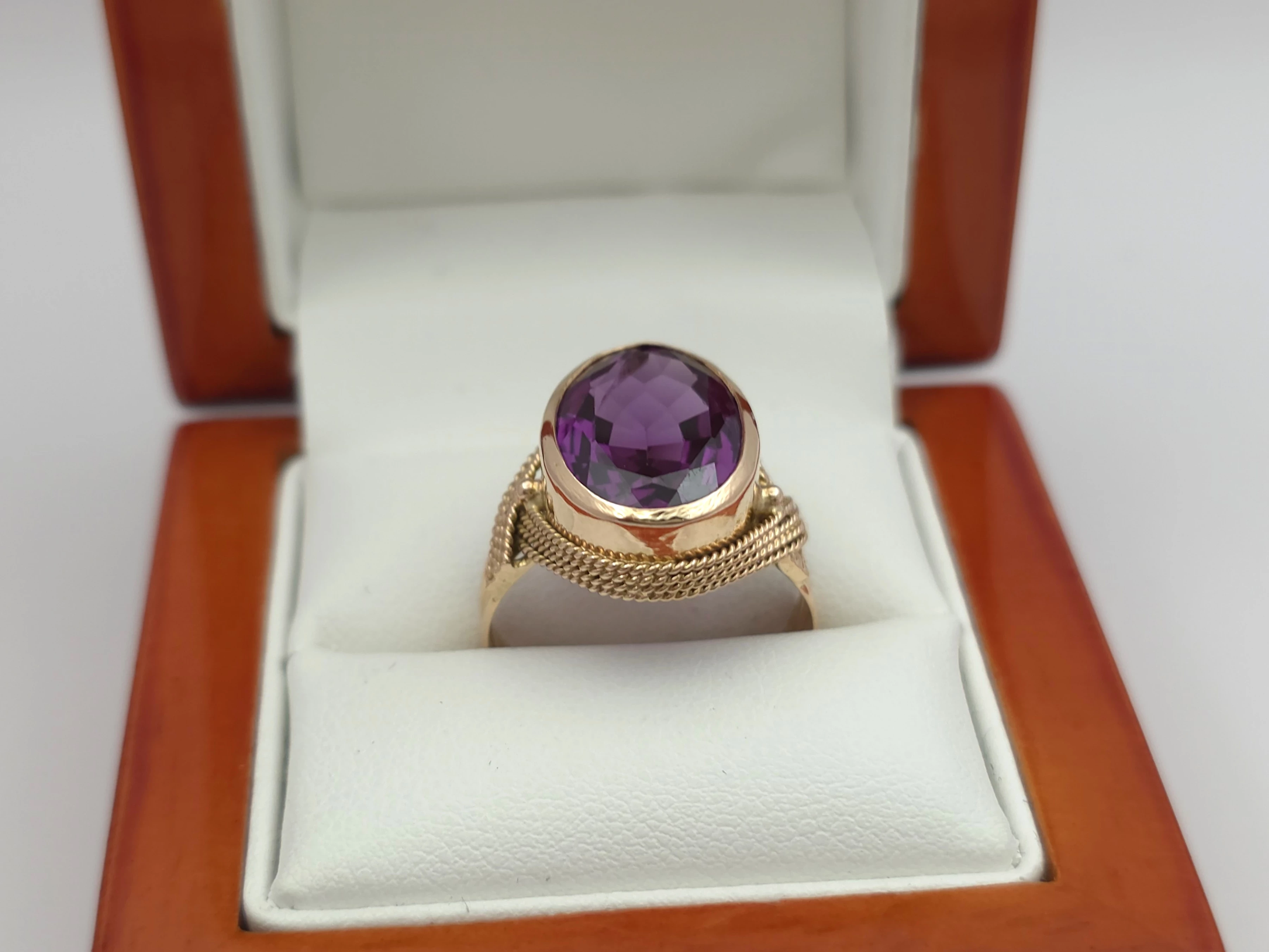 zloty-pierscionek-z-fioletowa-cyrkonia-585-14k-r19-590g-rozmiarsrednica-wew-mm-372-19