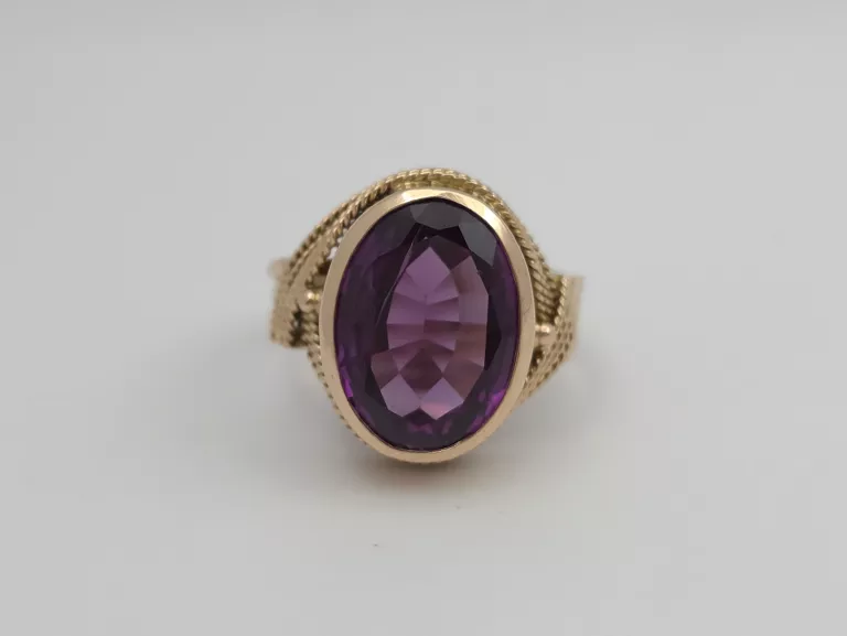 zloty-pierscionek-z-fioletowa-cyrkonia-585-14k-r19-590g-kolor-dominujacy-205826-225106