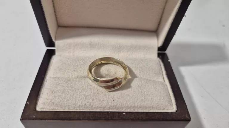 zloty-pierscionek-750-461-g-roz-15-marka-226434-1704211