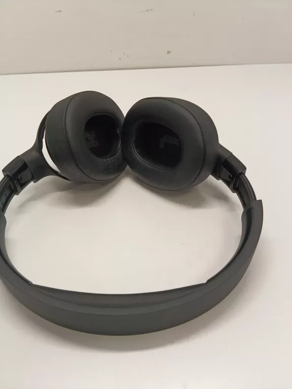 SŁUCHAWKI JBL TUNE 770 NC