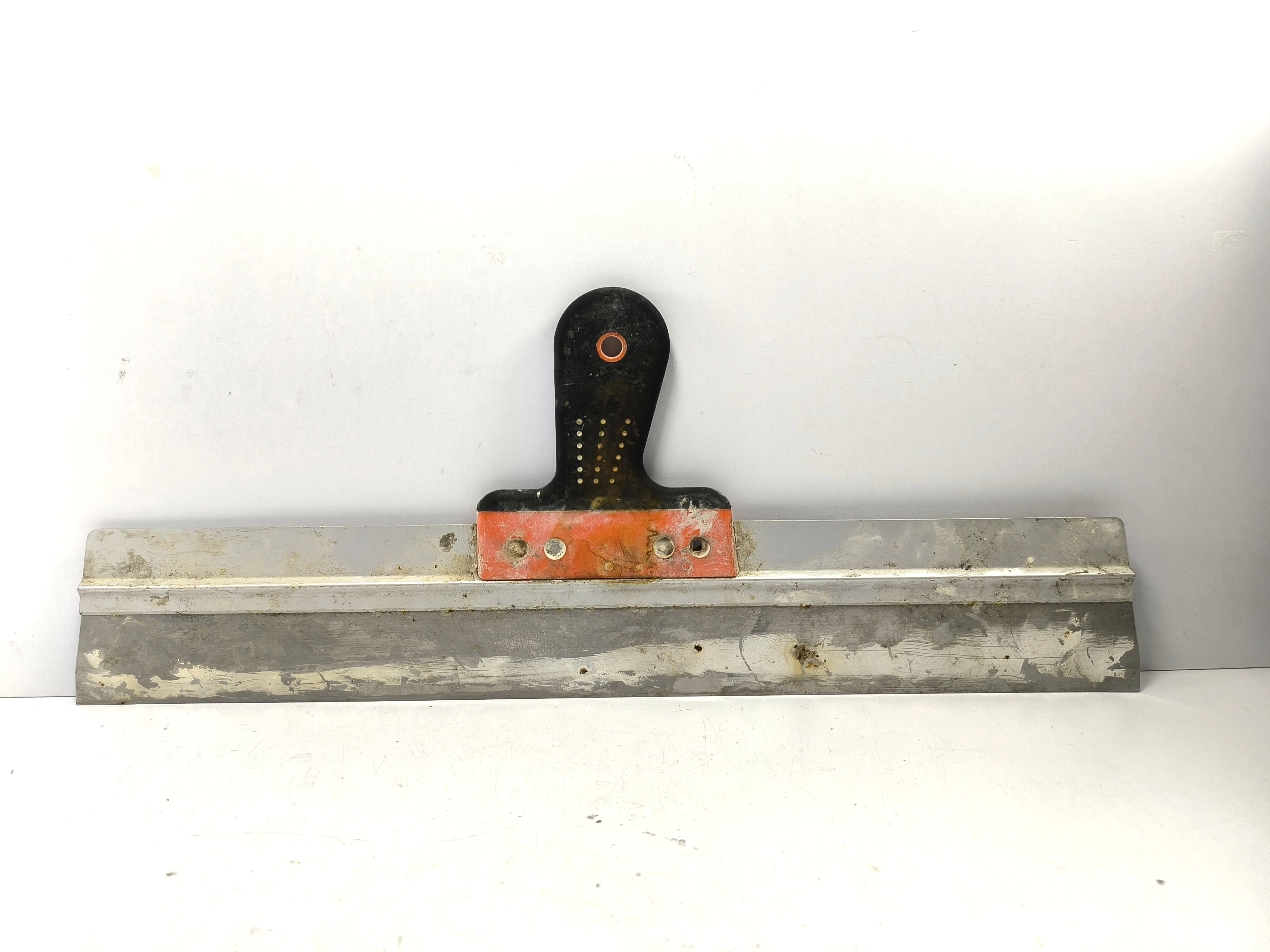 szpachla-tynkarska-noname-28-czerwca-126-poznan-ska-x