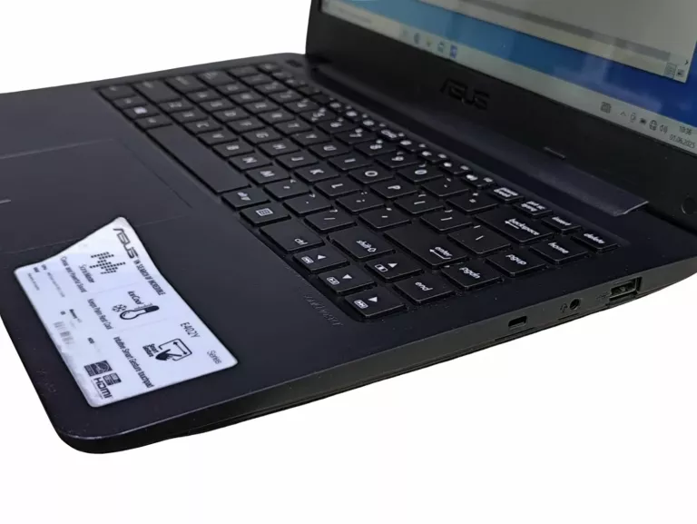 LAPTOP ASUS E402Y 4/120GB AMD E2-7015