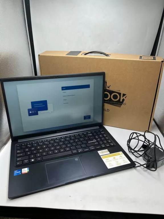 LAPTOP ASUS A1504Z 16GB RAM/SSD512GB/I5-1235U KOMPLET