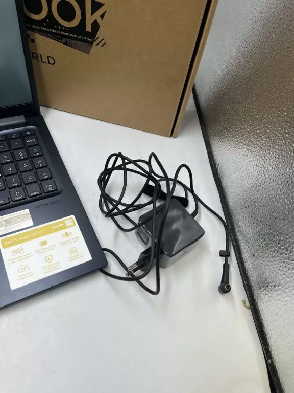 LAPTOP ASUS A1504Z 16GB RAM/SSD512GB/I5-1235U KOMPLET