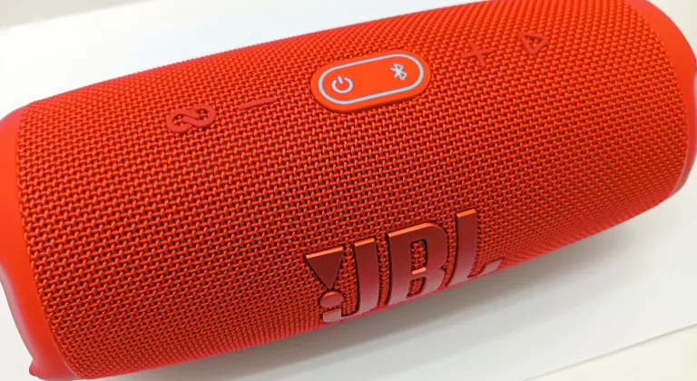 GŁOŚNIK JBL CHARGE 5 CZERWONY+ PUDEŁKO