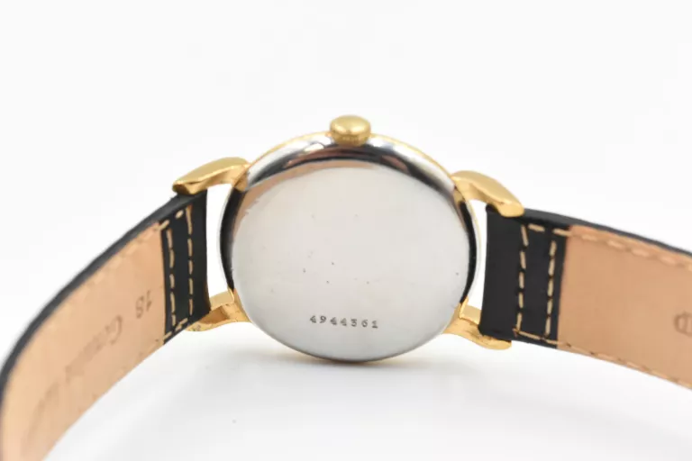 ZEGAREK DOXA ANTIMAGNETIQUE 494561