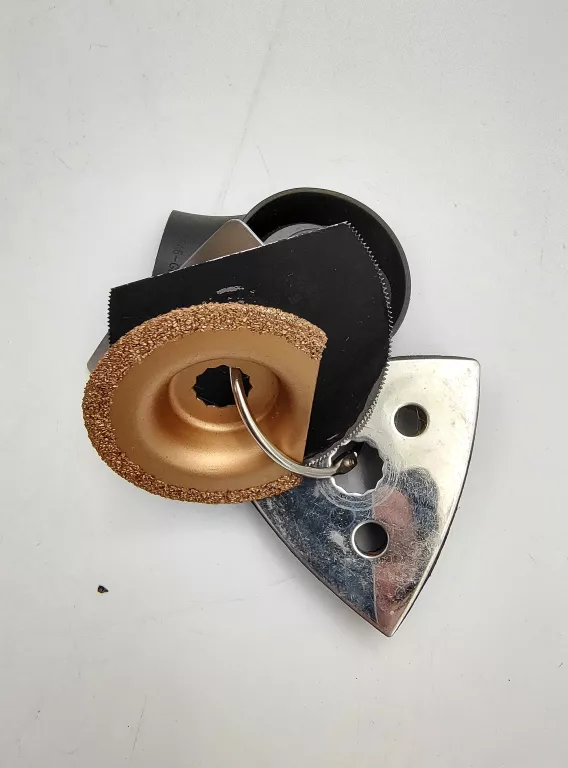 SZLIFIERKA KĄTOWA RENOVATOR WT02234 + WALIZKA