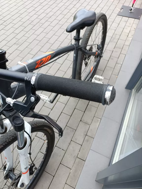 ROWER GÓRSKI MTB ROCKRIDER ST 120 27,5" /SZARO-POMARAŃCZOWY "L"