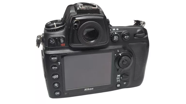 APARAT NIKON D700 + GRIP MB-D10 NIKON