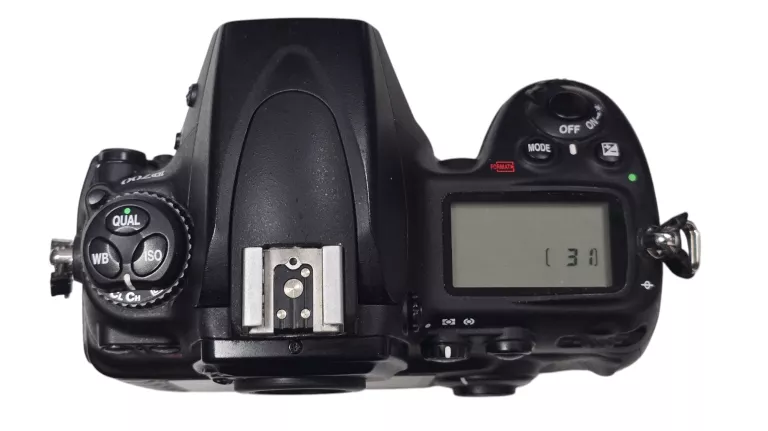 APARAT NIKON D700 + GRIP MB-D10 NIKON