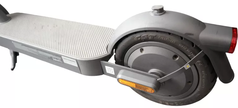 HULAJNOGA XIAOMI ELECTRIC SCOOTER 4 PRO (2ND GEN)