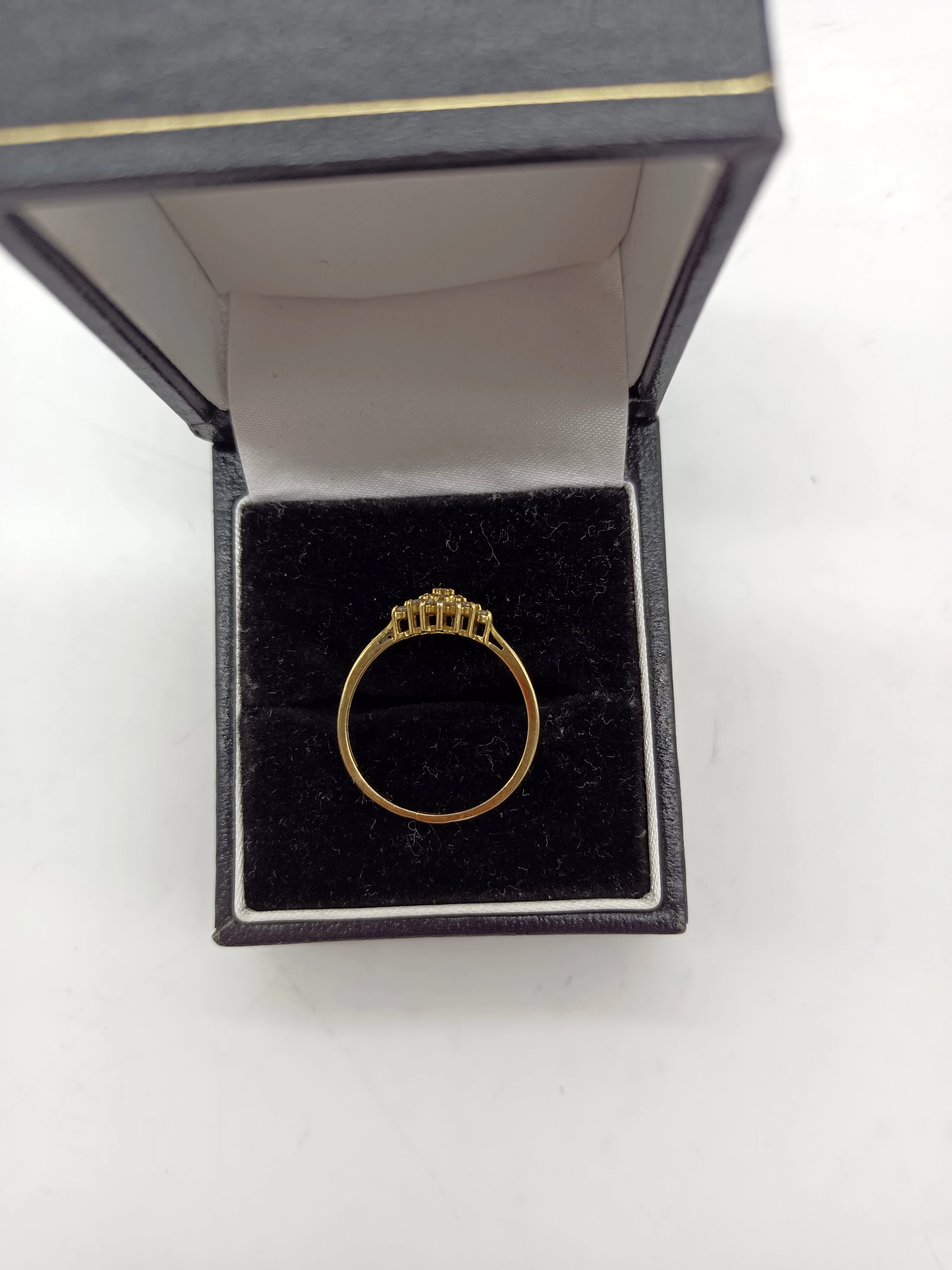 wyrob-jubilerski-uzywany-zloty-pierscionek-109-333-stan-11323-2