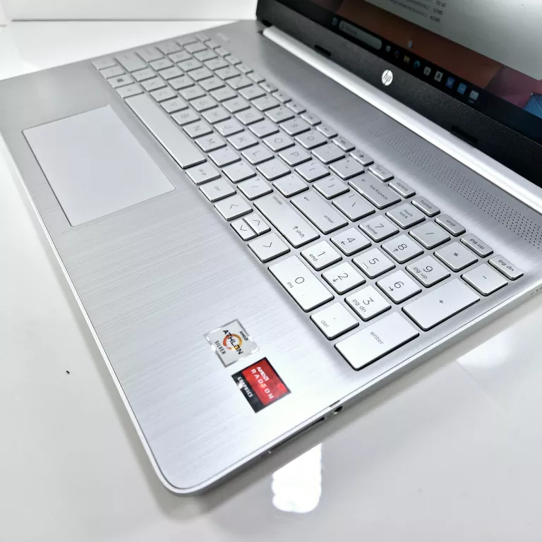 LAPTOP HP 15S-EQ1082