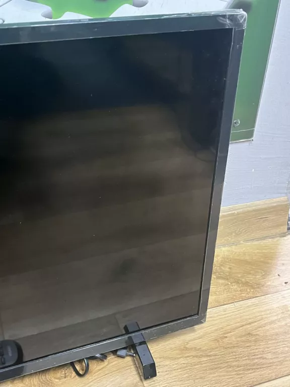 TELEWIZOR PHILIPS 32PHT4503 + PILOT