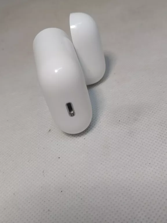 SLUCHAWKI AIRPODS 2