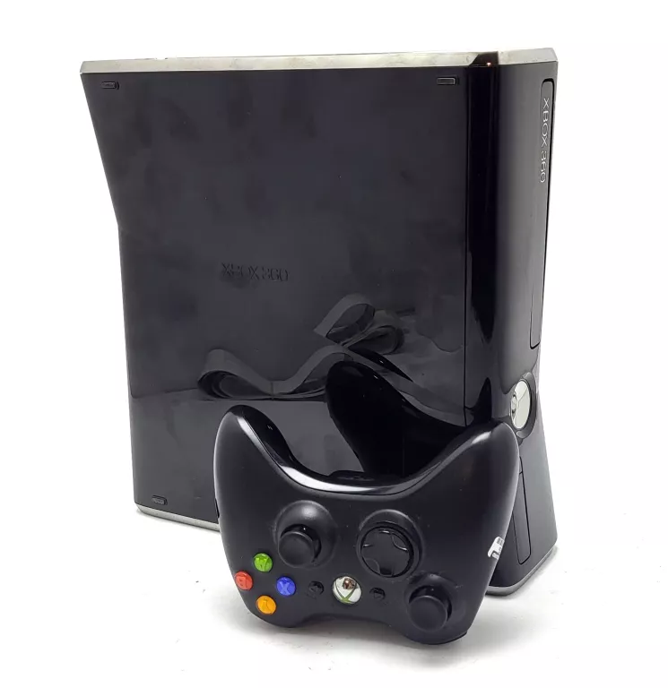 KONSOLA XBOX 360 SLIM 250GB PAD