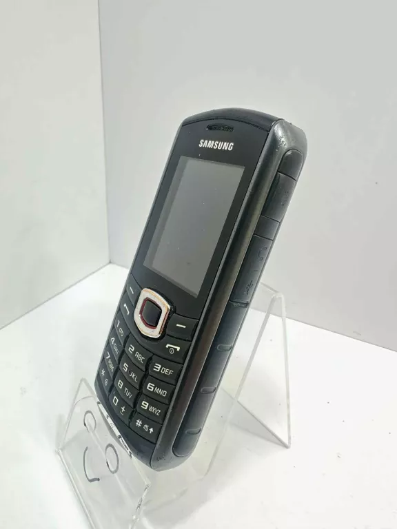 TELEFON SAMSUNG SOLID