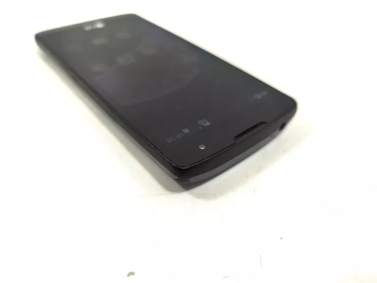 TELEFON LG LEON