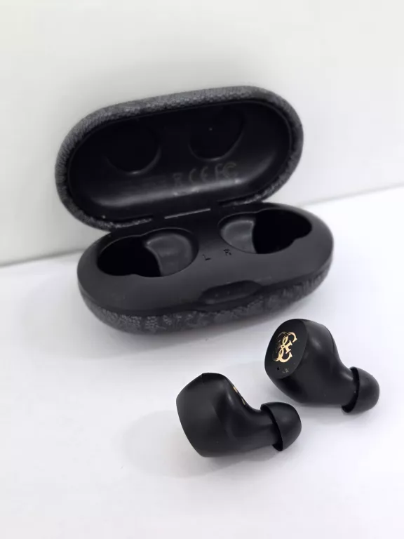 SŁUCHAWKI GUESS TRUE WIRELESS EARBUDS