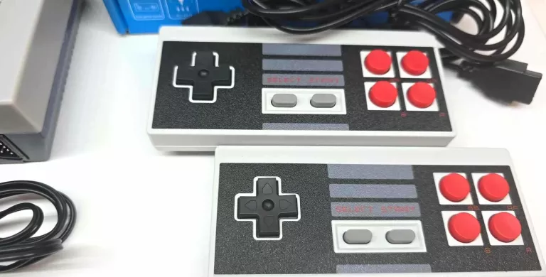 KONSOLA DO GIER TV RETRO RS | 620 WBUDOWANYCH GIER