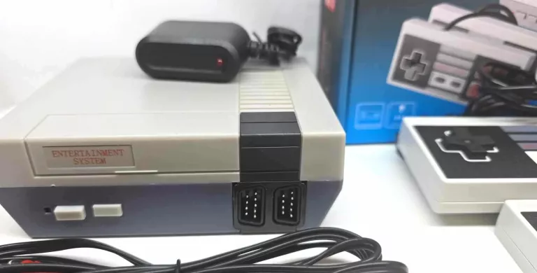 KONSOLA DO GIER TV RETRO RS | 620 WBUDOWANYCH GIER
