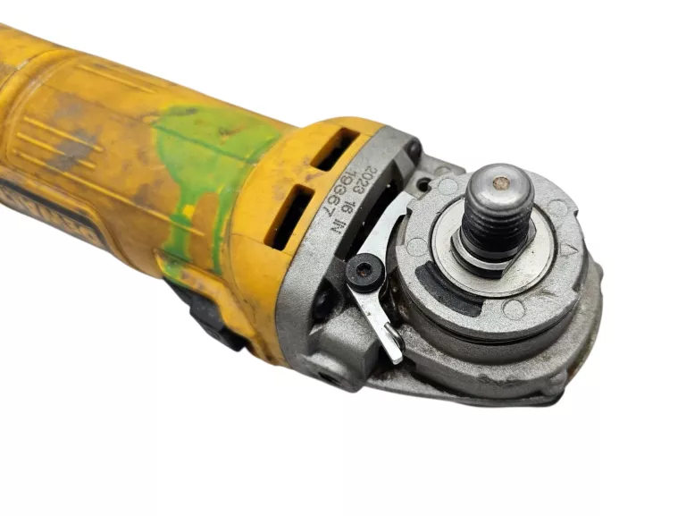 SZLIFIERKA KĄTOWA DEWALT DWE4157 900W