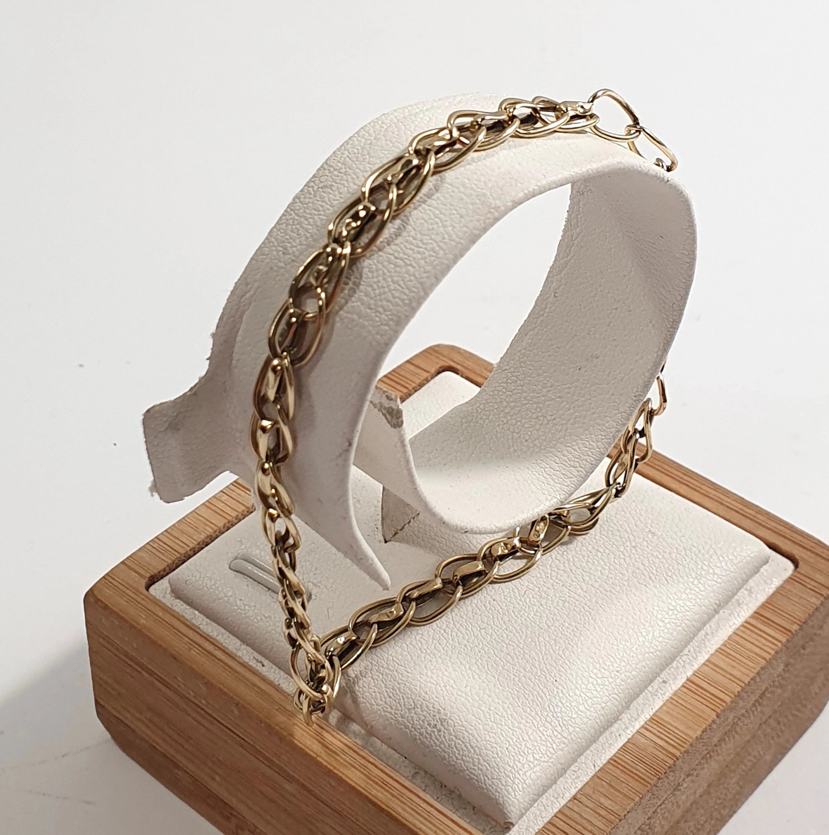 piekna-zlota-bransoletka-585-20cm-ean-gtin-0889842105117