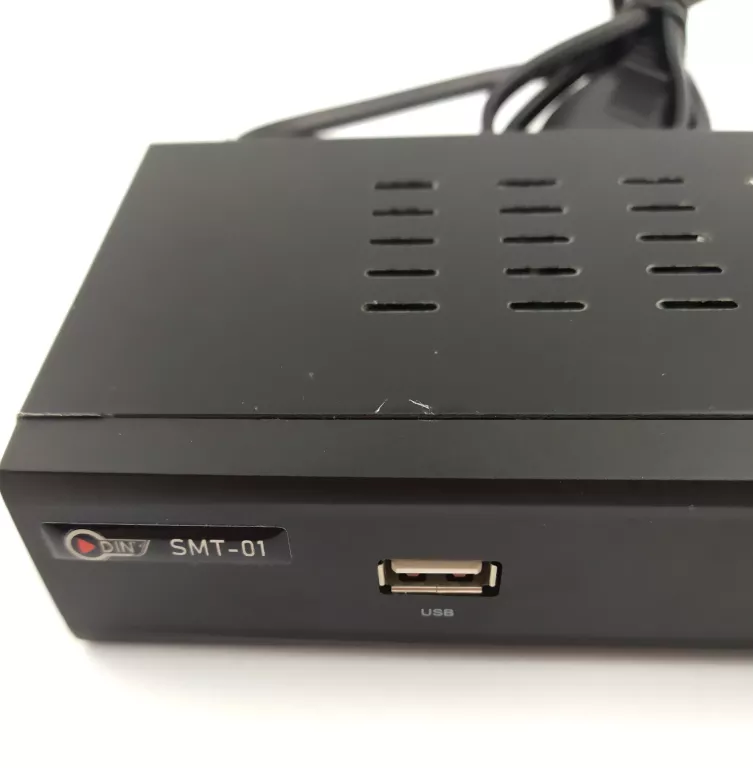 DEKODER DIN TV SMT-01 + PUDEŁKO PILOT
