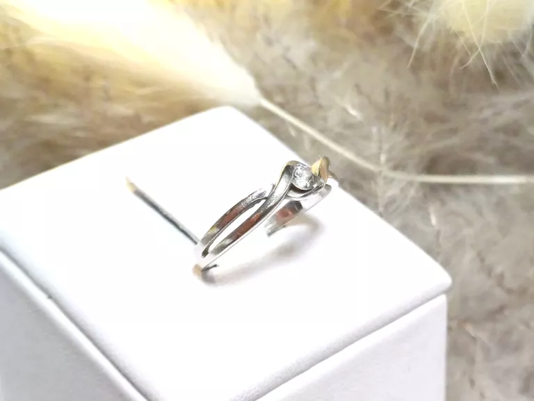 zloty-pierscionek-biale-zloto-proba-585-waga-175g-rozmiar-10-ean-gtin-5900025362495