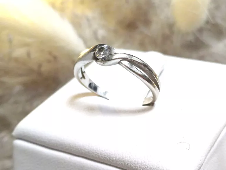 zloty-pierscionek-biale-zloto-proba-585-waga-175g-rozmiar-10-rodzaj-2205-2