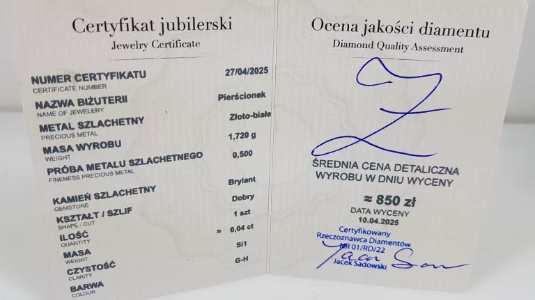 CIEKAWY STARY PIERŚCIOENK Z DIAMENTEM 1,72G 500 0.04CT R11