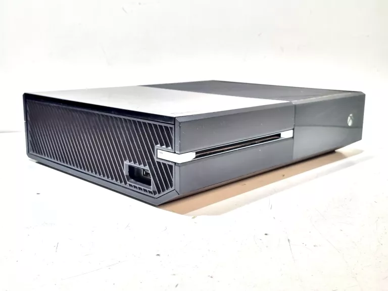 KONSOLA XBOX ONE 1540 500GB