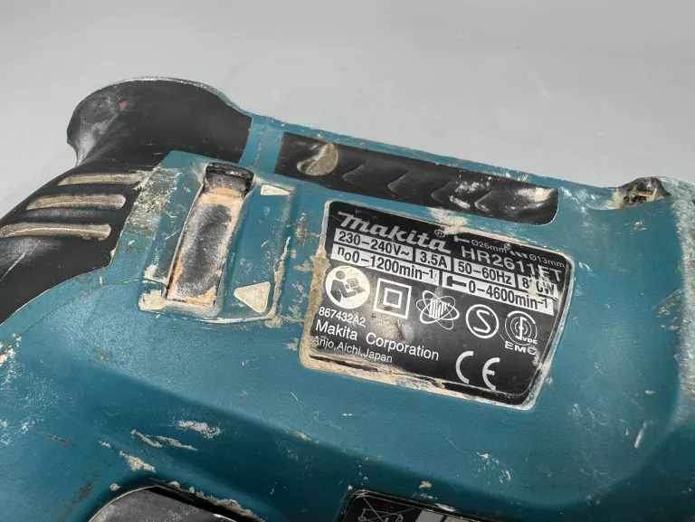 MŁOTOWIERTARKA MAKITA HR2611FT