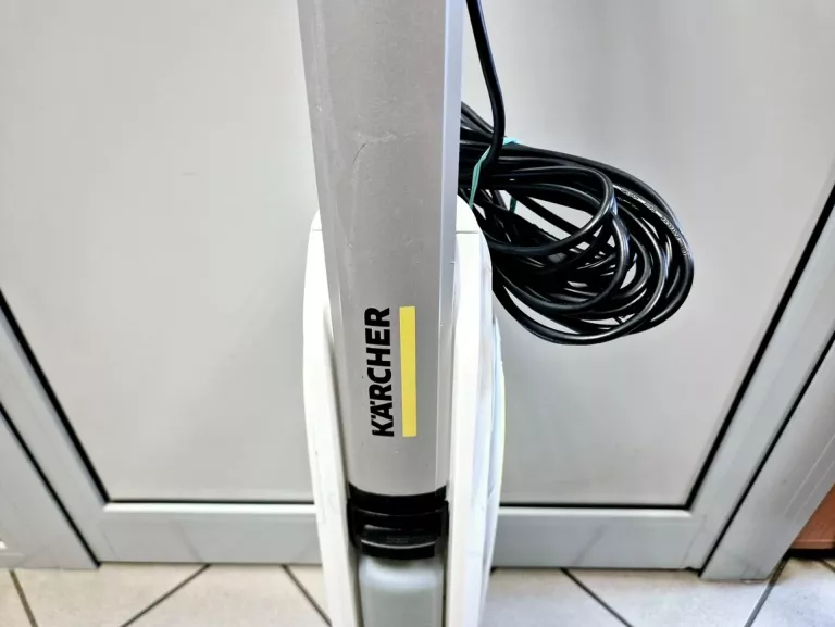 mop-elektryczny-karcher-fc-5-premium-kolor-dominujacy-129357-2
