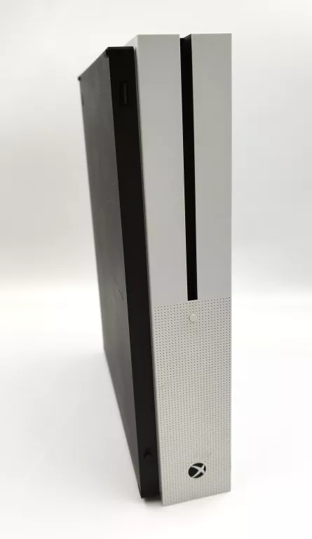 KONSOLA XBOX ONE S 500GB MODEL:1681 + PAD
