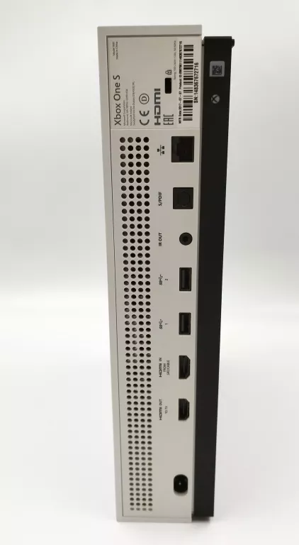 KONSOLA XBOX ONE S 500GB MODEL:1681 + PAD
