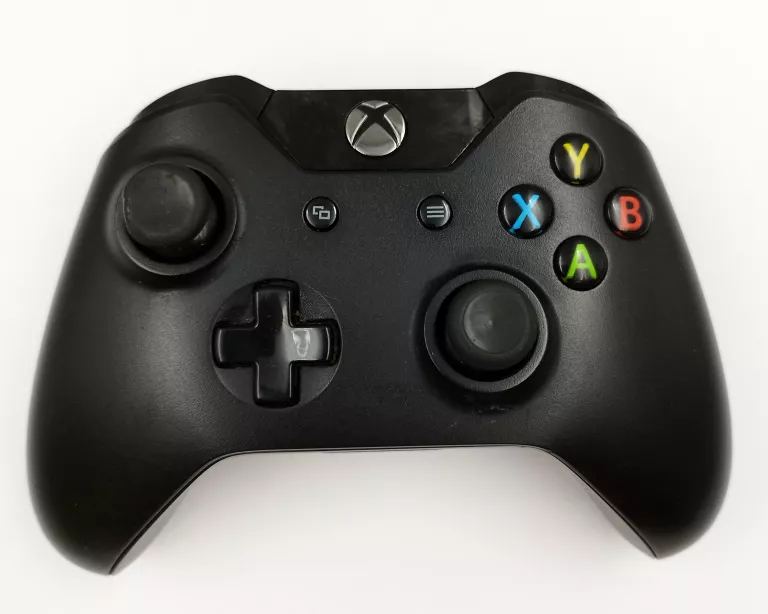 KONSOLA XBOX ONE S 500GB MODEL:1681 + PAD