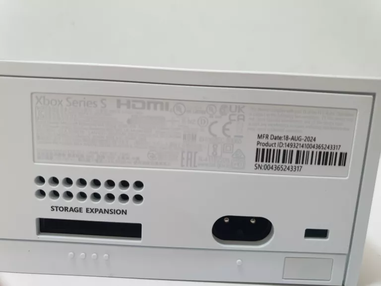 KONSOLA XBOX SERIES S 512GB