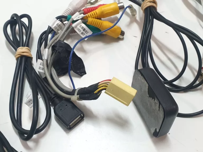 RADIO 1DIN BLOW AVH-9991 9" + KAMERKA BLOW BVS-547 GW
