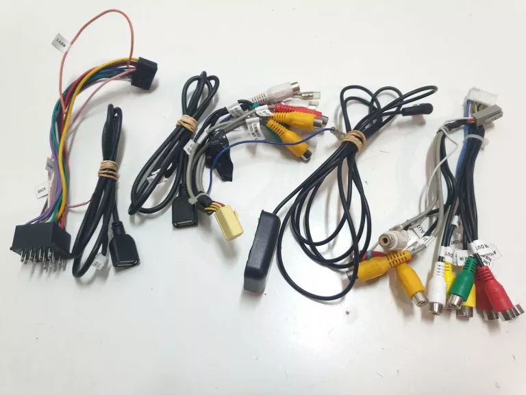 RADIO 1DIN BLOW AVH-9991 9" + KAMERKA BLOW BVS-547 GW