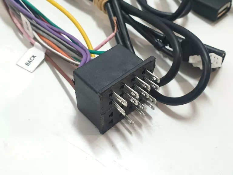 RADIO 1DIN BLOW AVH-9991 9" + KAMERKA BLOW BVS-547 GW