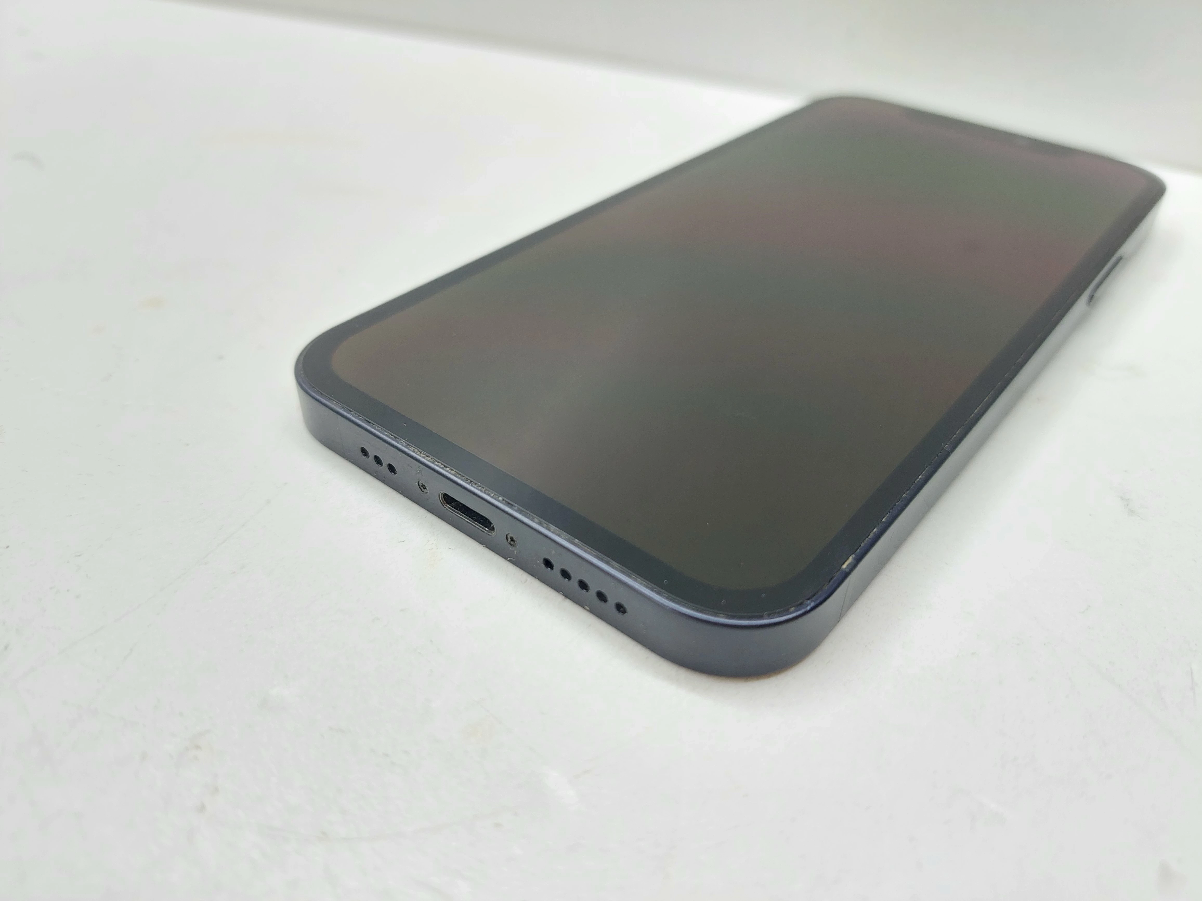 telefon-apple-iphone-12-bat-100-pojemnosc-akumulatora-2775